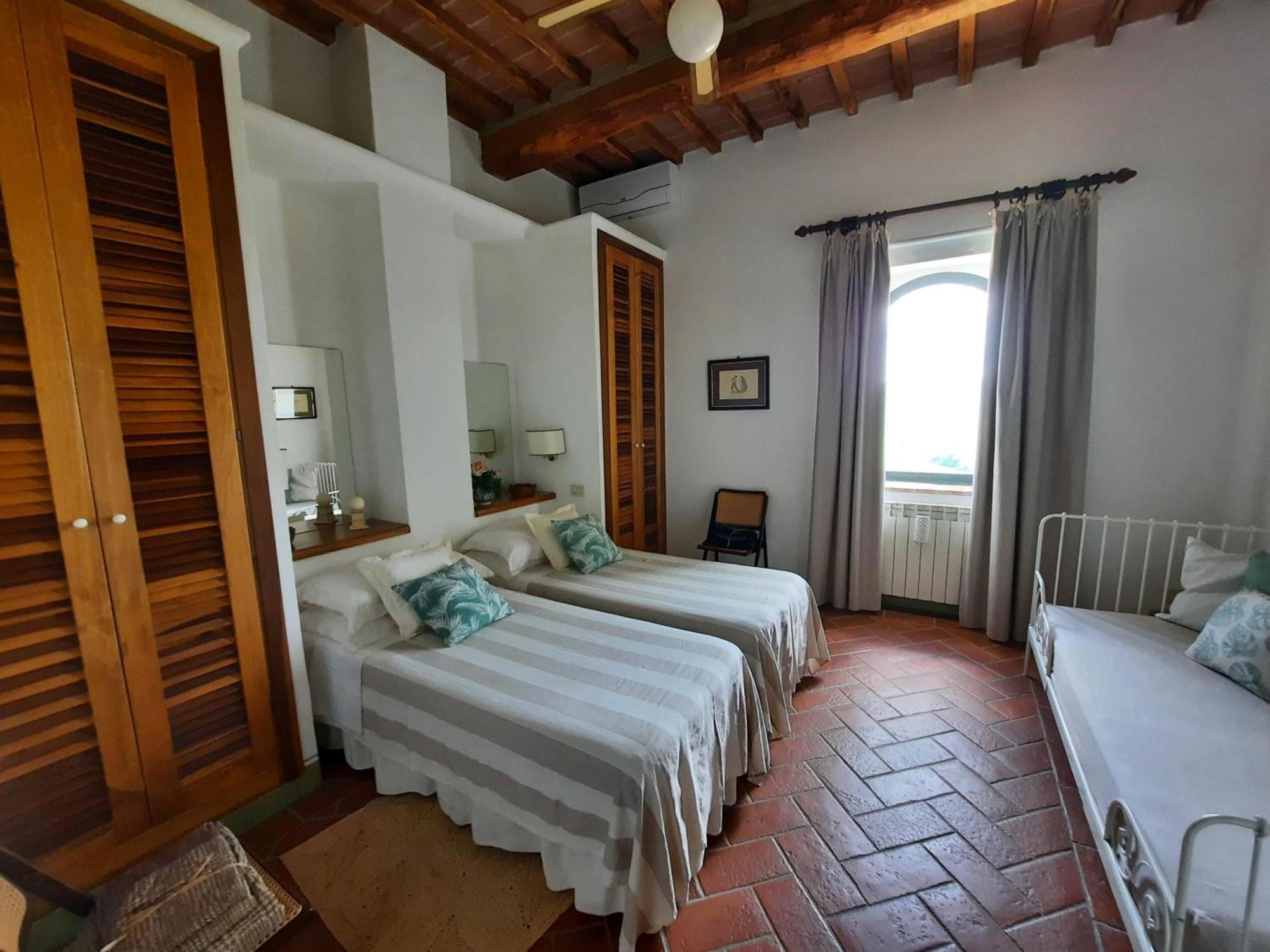 Pasqui Villas La Capanna Accogliente Casa In Paese Con Vista Piscina Wifi San Giovanni d'Asso Exterior photo